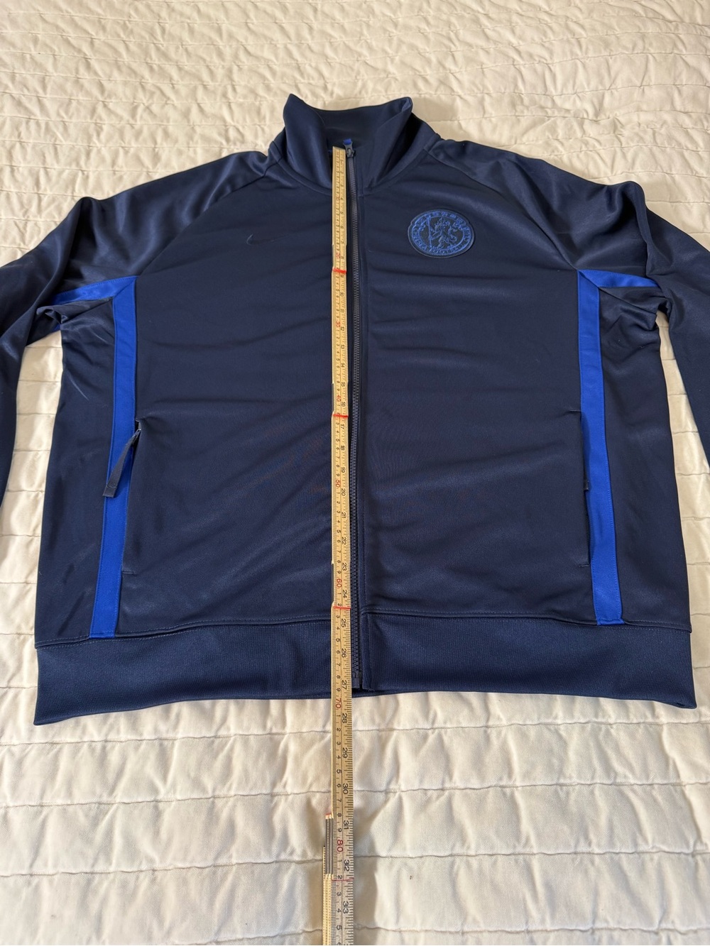 Nike Men’s Chelsea Football Club Blue Lightweight Full-Zip Jacket - Picture 6 of 12
